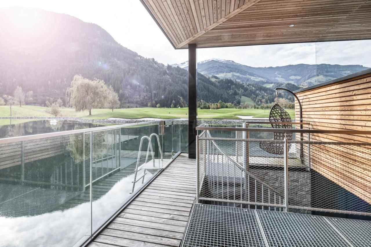Sportresidenz Zillertal Hotel อูแดร์นส์ ภายนอก รูปภาพ