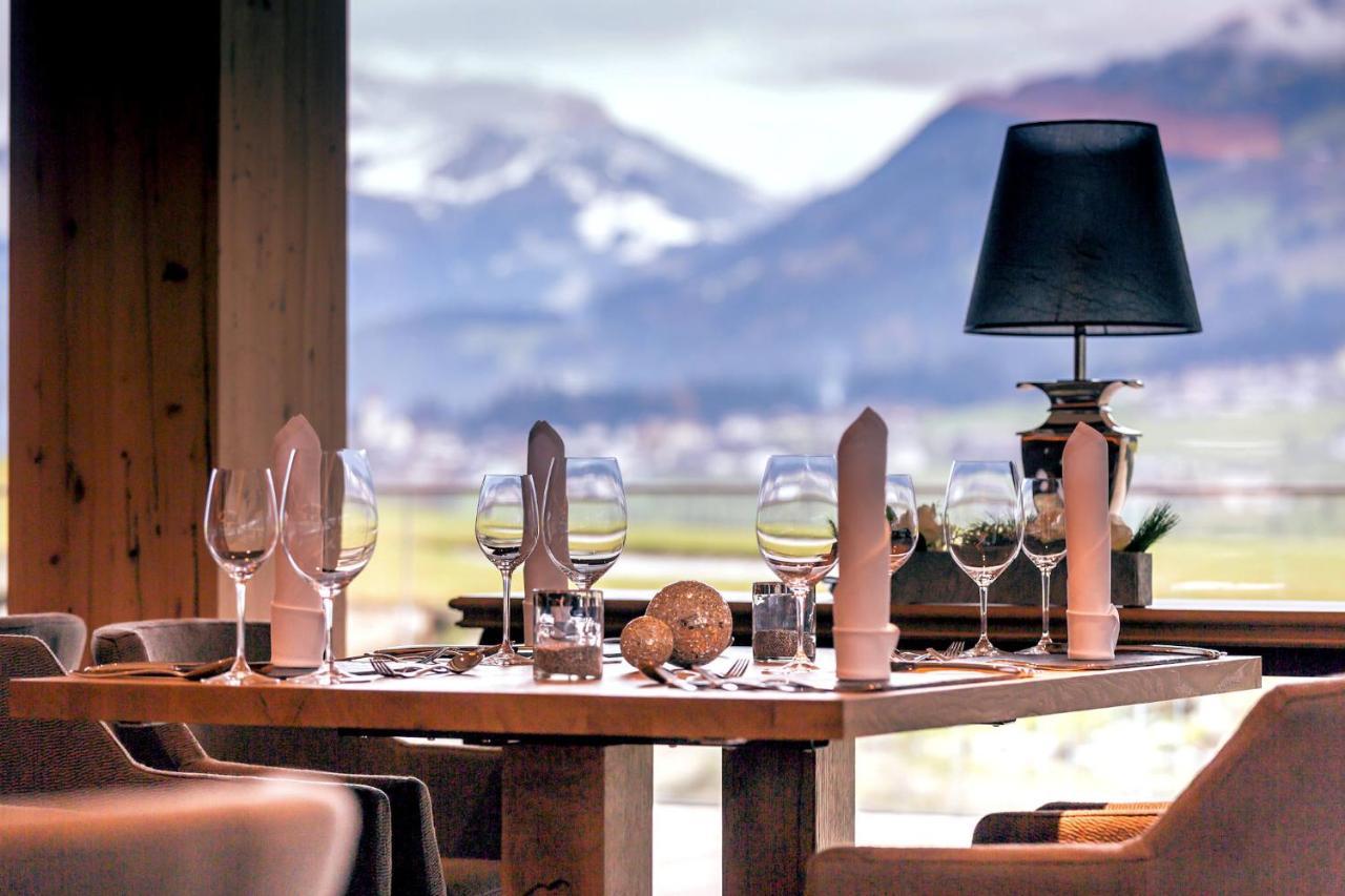 Sportresidenz Zillertal Hotel อูแดร์นส์ ภายนอก รูปภาพ