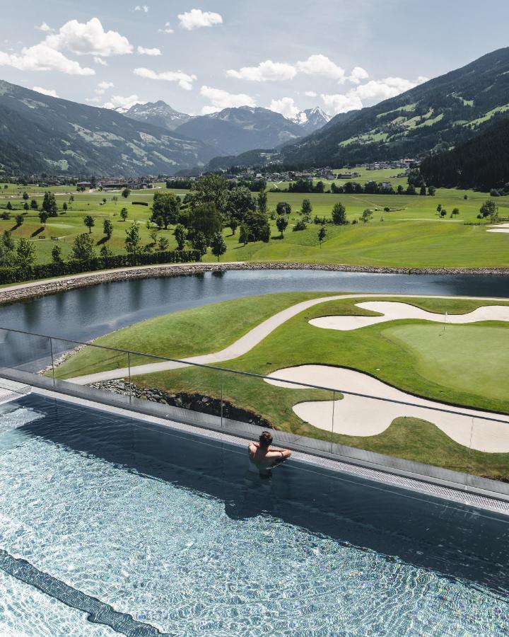 Sportresidenz Zillertal Hotel อูแดร์นส์ ภายนอก รูปภาพ