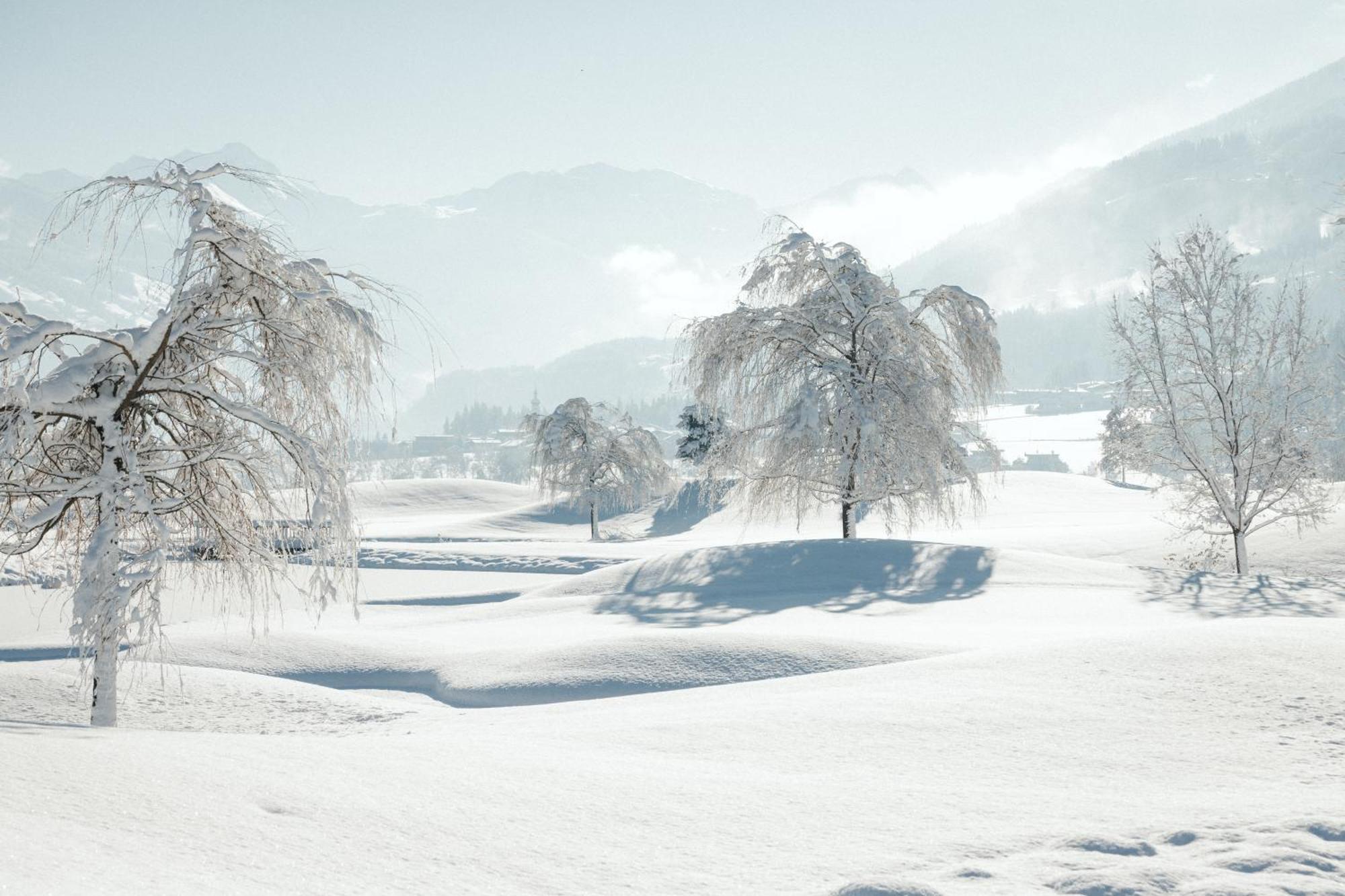 Sportresidenz Zillertal Hotel อูแดร์นส์ ภายนอก รูปภาพ