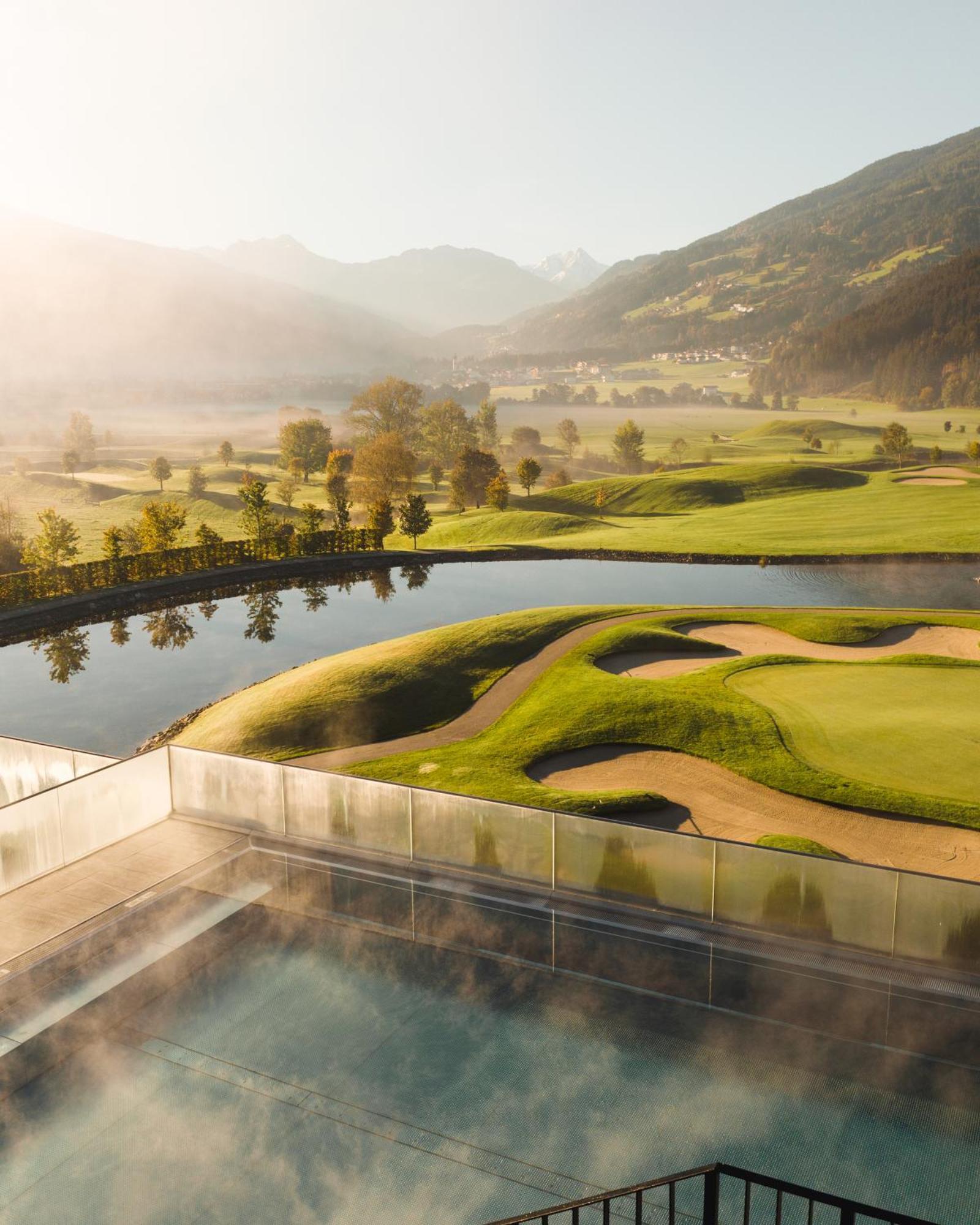 Sportresidenz Zillertal Hotel อูแดร์นส์ ภายนอก รูปภาพ