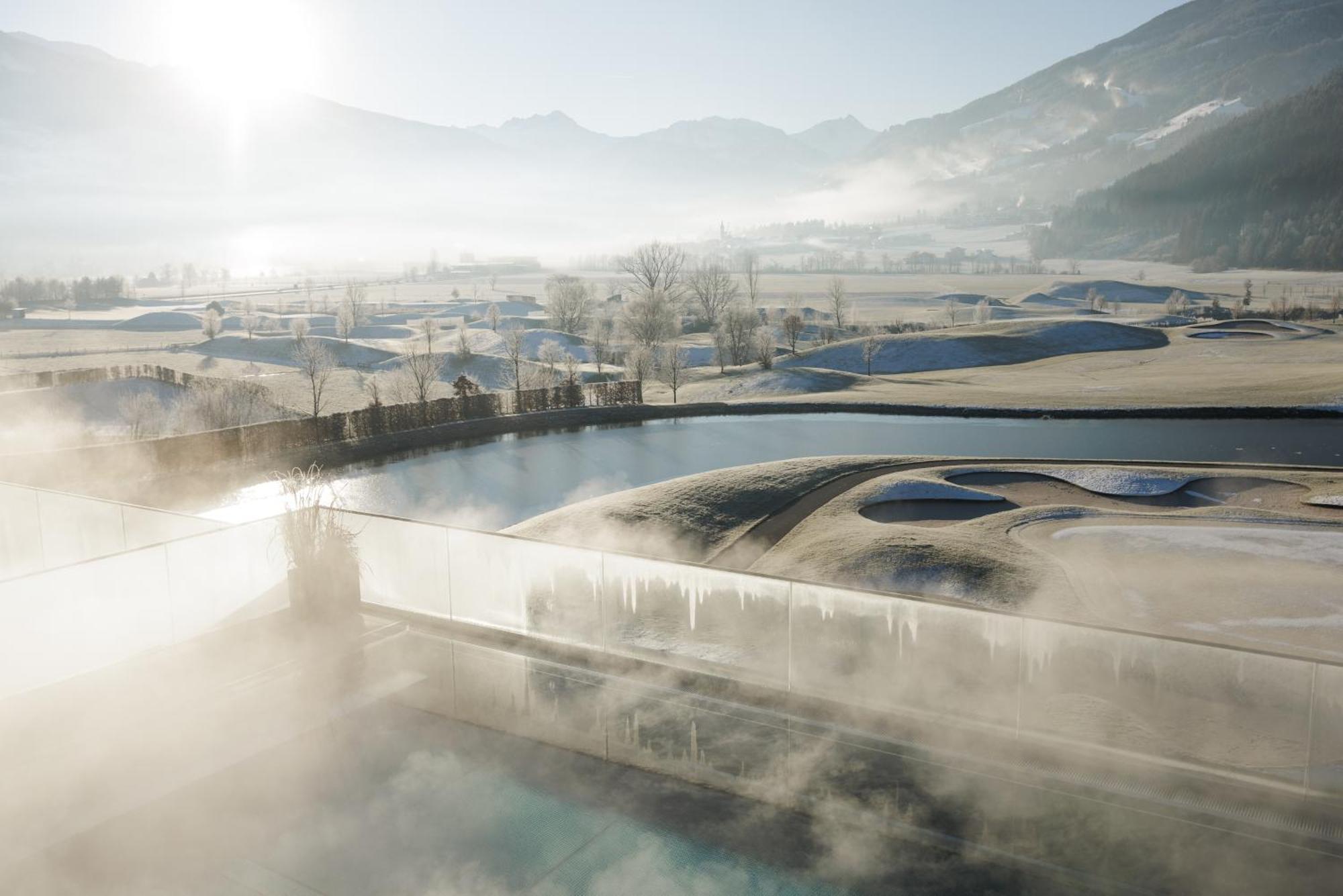 Sportresidenz Zillertal Hotel อูแดร์นส์ ภายนอก รูปภาพ